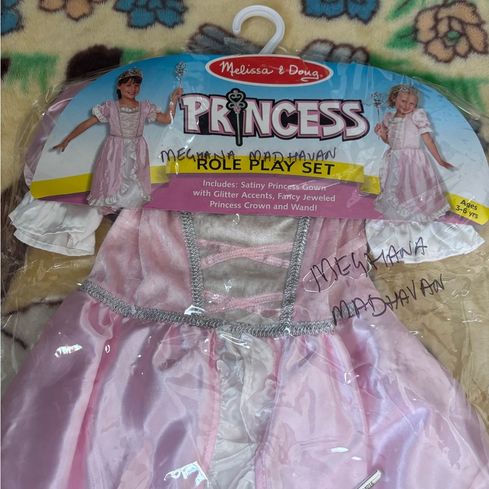 Melissa & doug princess dress - Picture 4 of 6